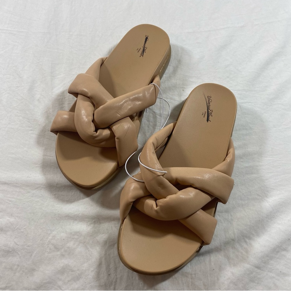 Universal Thread Sandals Tan Knotted Strap Sandals Slip Ons women’s 8 beach